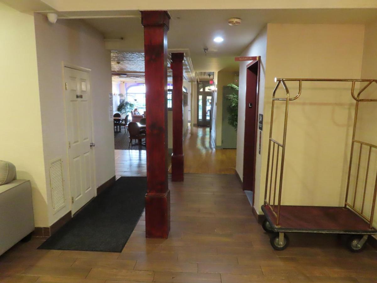 St Charles Hotel Downtown Hudson Ngoại thất bức ảnh