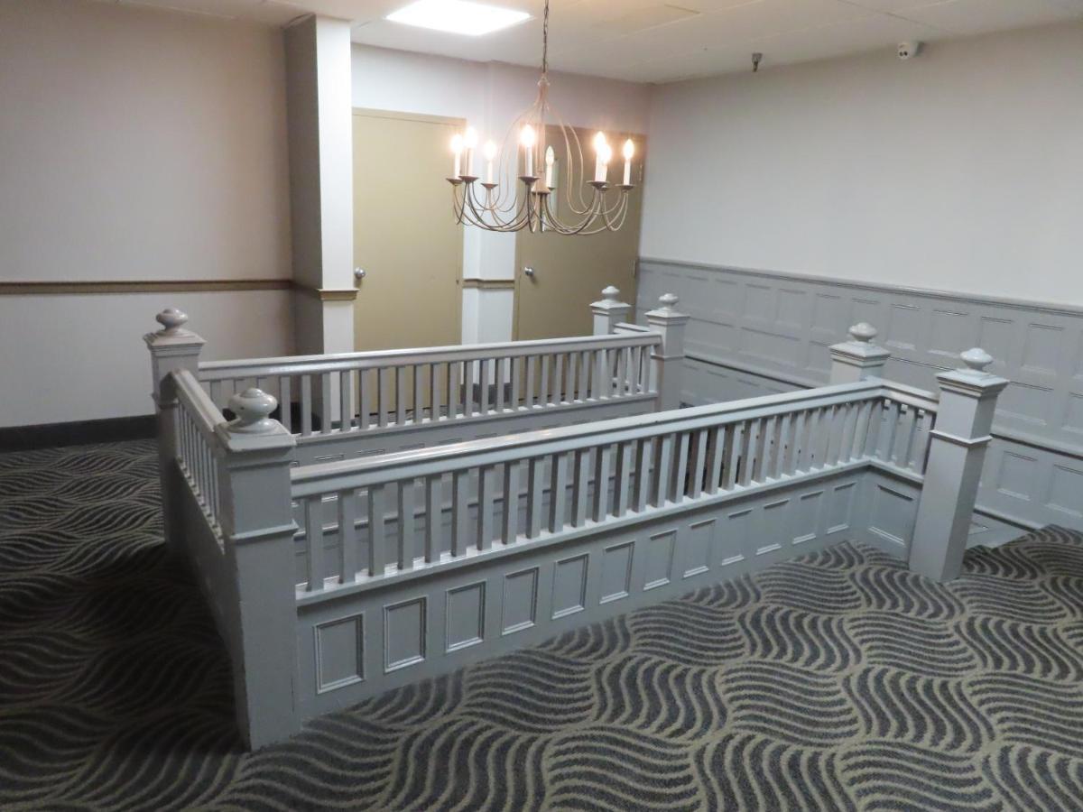 St Charles Hotel Downtown Hudson Ngoại thất bức ảnh