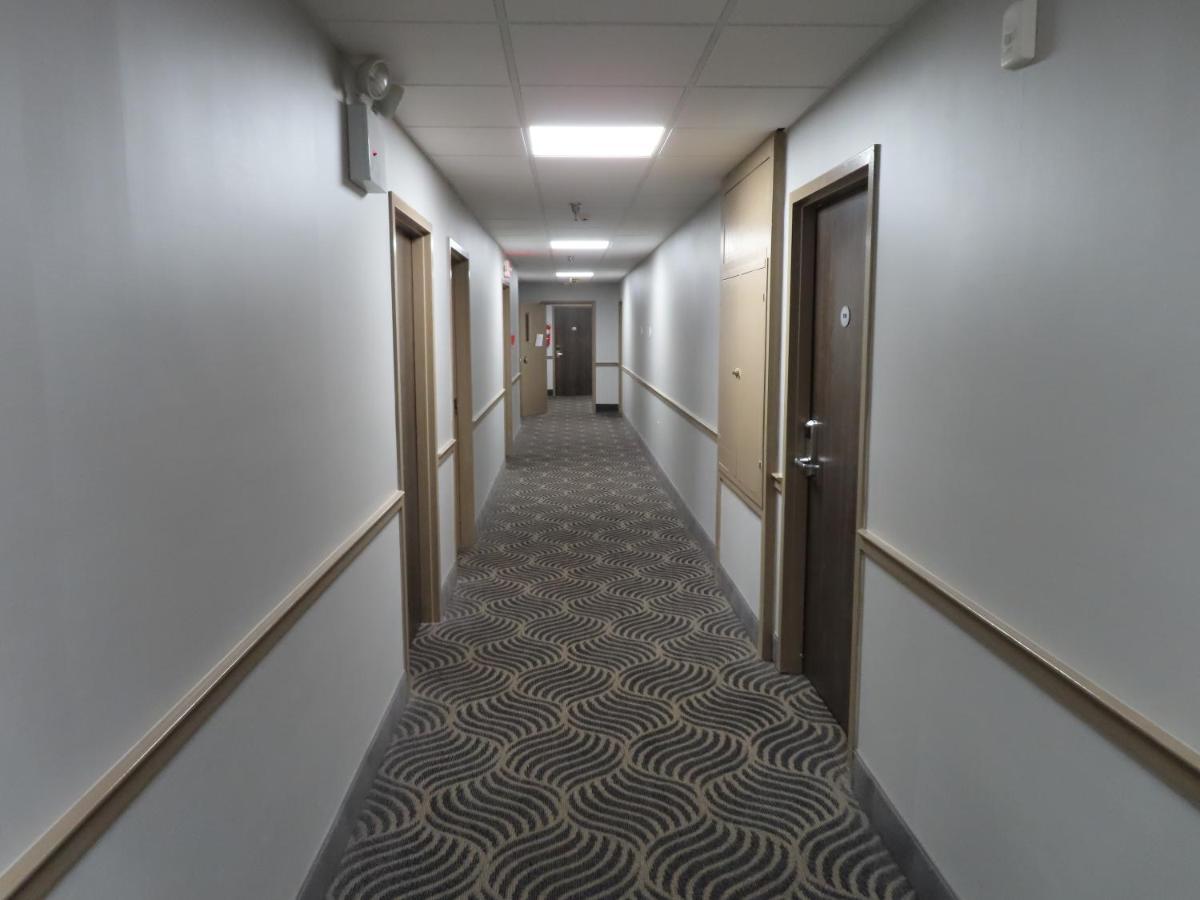 St Charles Hotel Downtown Hudson Ngoại thất bức ảnh