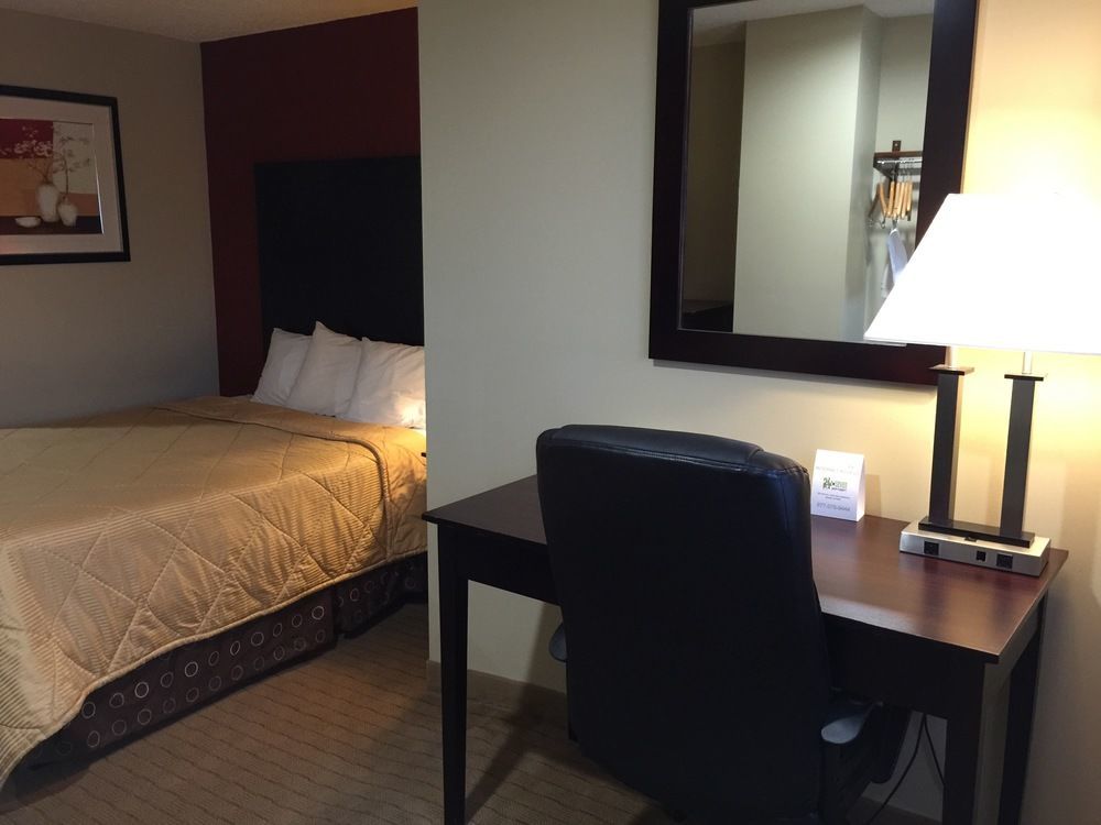 St Charles Hotel Downtown Hudson Ngoại thất bức ảnh