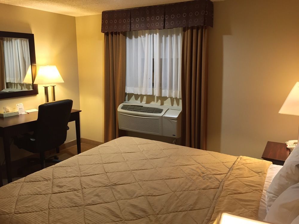 St Charles Hotel Downtown Hudson Ngoại thất bức ảnh
