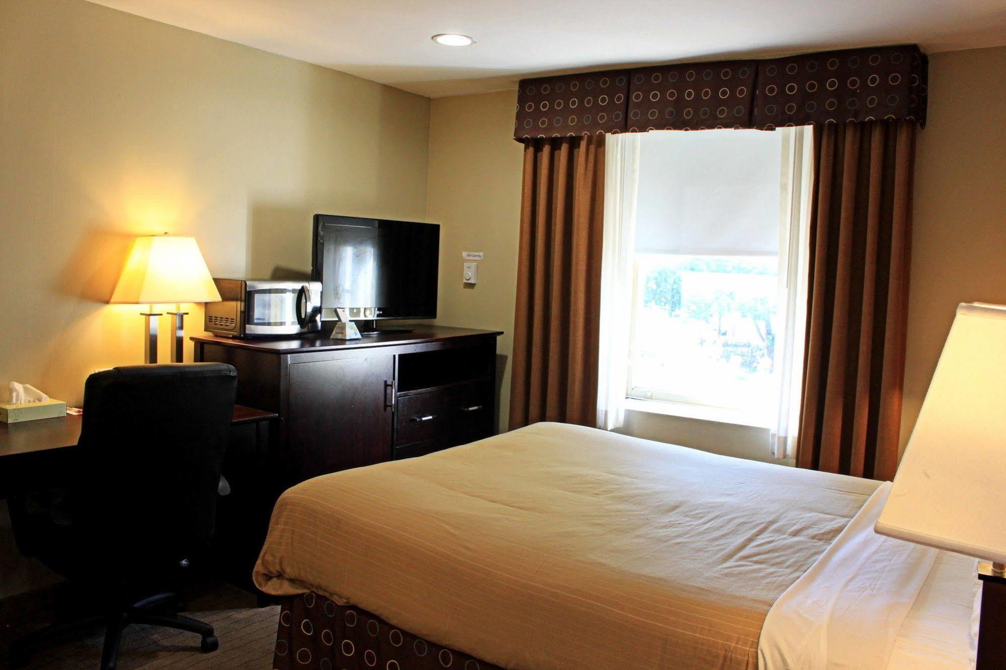 St Charles Hotel Downtown Hudson Ngoại thất bức ảnh